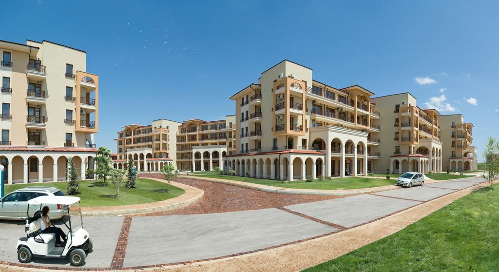 بالشيك Lighthouse Apartments And Villas المظهر الخارجي الصورة