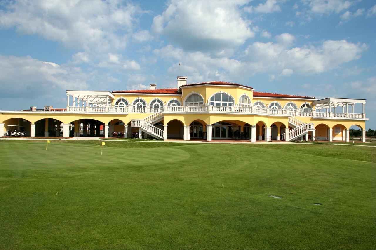 بالشيك Lighthouse Apartments And Villas المظهر الخارجي الصورة
