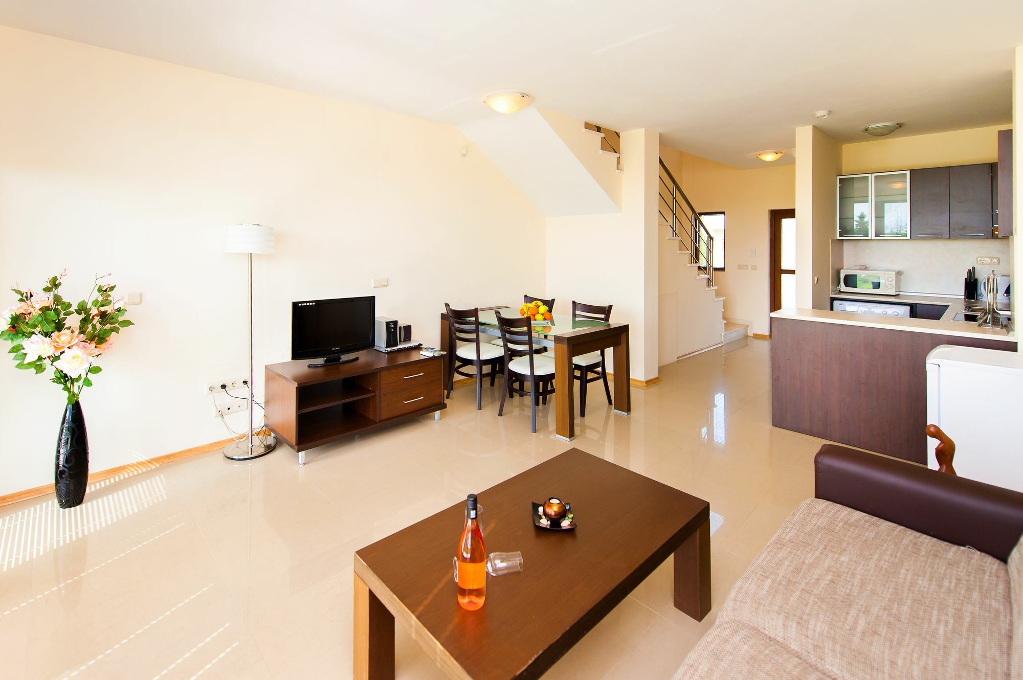 بالشيك Lighthouse Apartments And Villas المظهر الخارجي الصورة